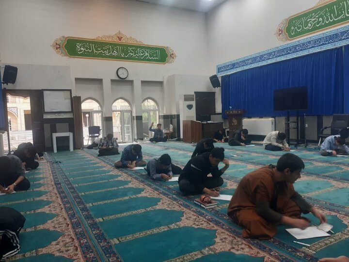 تصاویر/ برگزاری آزمون اختبار و تثبیت طلاب ورودی مدرسه علمیه شهید امام خامنه‌ای ارومیه