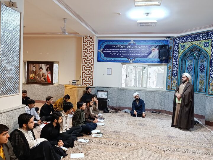 تصاویر / حضور مدیر حوزه علمیه مازندران، در کارگاه صرف ویژه طلاب المپیادی