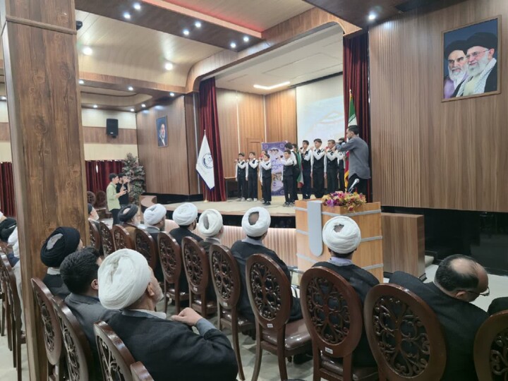 تصاویر| گردهمایی روحانیون رزمنده و ایثارگر حوزه علمیه اصفهان با حضور رئیس مرکز خدمات حوزه‌های علمیه