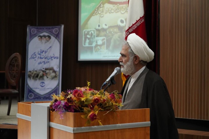 تصاویر| گردهمایی روحانیون رزمنده و ایثارگر حوزه علمیه اصفهان با حضور رئیس مرکز خدمات حوزه‌های علمیه
