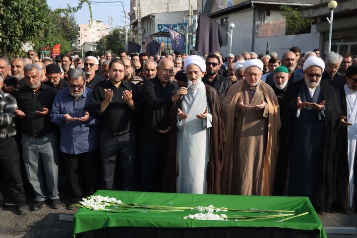تصاویر/  اقامه نماز و تشییع پیکر جانباز و رزمنده دفاع مقدس در بهشهر، با حضور نماینده ولی‌فقیه مازندران