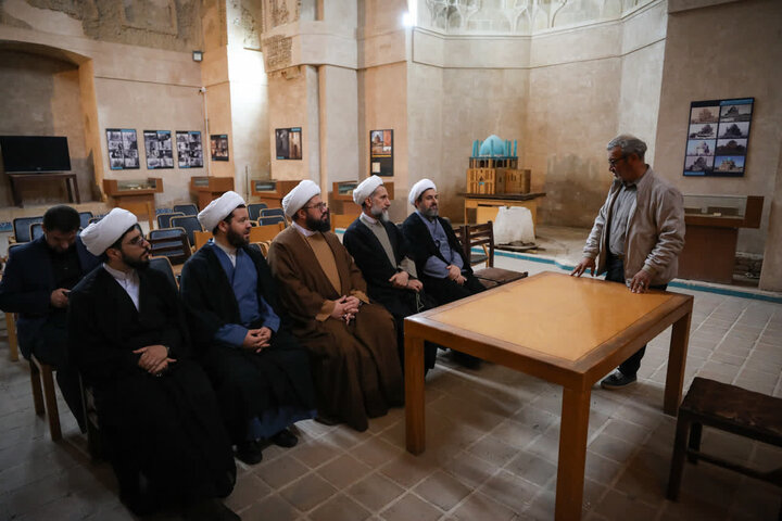 تصاویر / بازدید امام جمعه قزوین از گنبد تاریخی سلطانیه زنجان