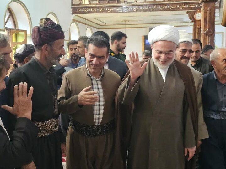 تصاویر/دیدار و گفت‌وگوی نماینده ولی‌فقیه در کردستان با مردم شهر اورامان