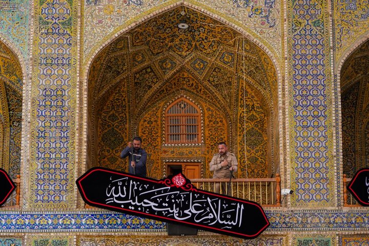 المرقد العلوي المطهّر يتوشّح بالسواد إحياءً لذكرى استشهاد السيّدة فاطمة الزهراء (عليها السلام)