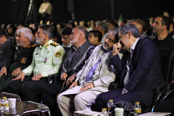 تصاویر/ اولین یادواره شهدای شاخص پدافند غیرعامل کشور و گرامیداشت شهدای یزدی جنگ‌های تحمیلی اخیر