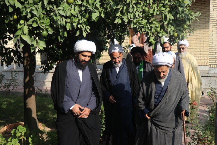 تصاویر  / اولین گردهمایی طلاب دهه ۶۰ مدارس علمیه محسنیه، عمادیه و امام خمینی (ره) گرگان