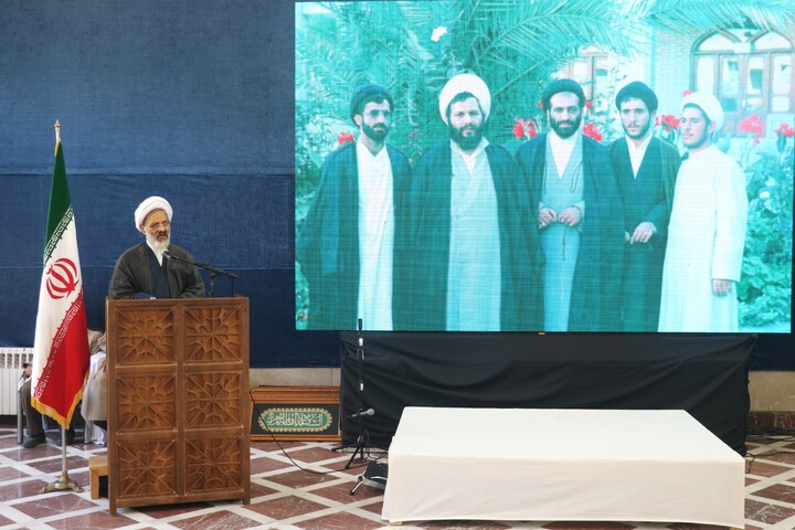 تصاویر  / اولین گردهمایی طلاب دهه ۶۰ مدارس علمیه محسنیه، عمادیه و امام خمینی (ره) گرگان