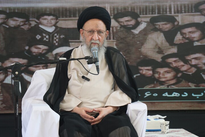تصاویر  / اولین گردهمایی طلاب دهه ۶۰ مدارس علمیه محسنیه، عمادیه و امام خمینی (ره) گرگان