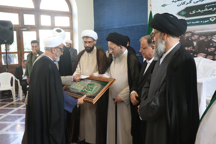 تصاویر  / اولین گردهمایی طلاب دهه ۶۰ مدارس علمیه محسنیه، عمادیه و امام خمینی (ره) گرگان