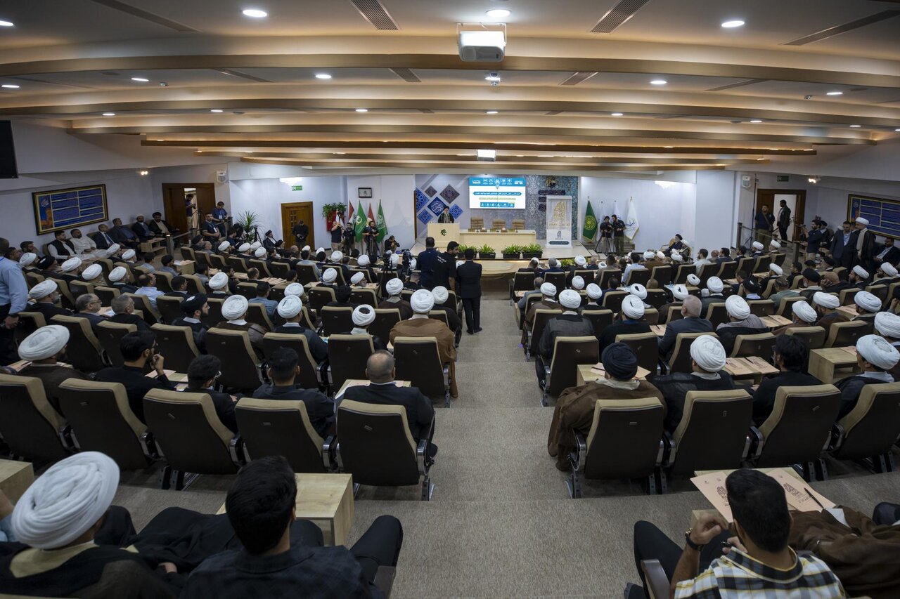 متولي العتبة العباسية يؤكّد أن ألف عام من العطاء جعل النجف قوةً فكرية واجتهادية تدرأ الفتن