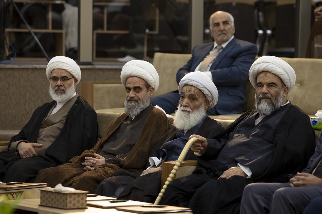 متولي العتبة العباسية يؤكّد أن ألف عام من العطاء جعل النجف قوةً فكرية واجتهادية تدرأ الفتن