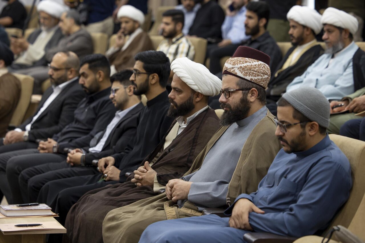 متولي العتبة العباسية يؤكّد أن ألف عام من العطاء جعل النجف قوةً فكرية واجتهادية تدرأ الفتن