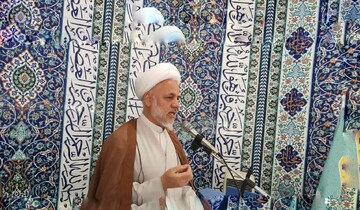تصاویر/اقامه نماز عبادی سیاسی جمعه در ساوه