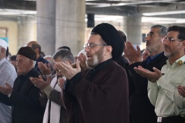 تصاویر/ اقامه نماز جمعه خرم آباد