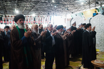 تصاویر/ اقامه نماز جمعه در تهران
