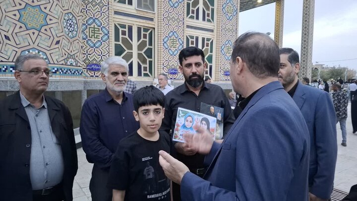 تصاویر/ حضور خانواده های معظم شهدای میناب در حرم مطهرهلال بن علی(ع)