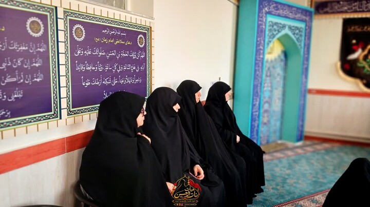 تصاویر / طنین نوای فاطمی در مدرسه علمیه معصومیه تبریز
