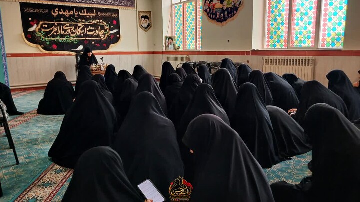 تصاویر / طنین نوای فاطمی در مدرسه علمیه معصومیه تبریز