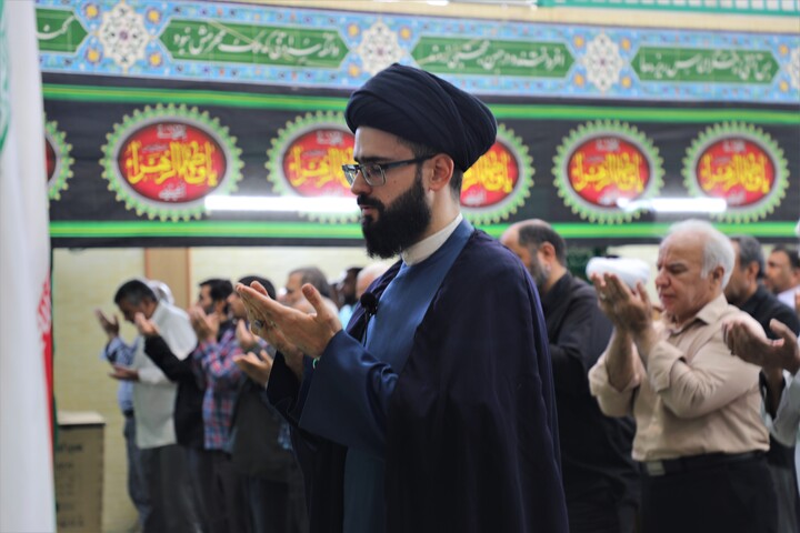 تصاویر/ برگزاری نماز جمعه بخش مرکزی یزد در مسجدجامع احمد آباد مشیر