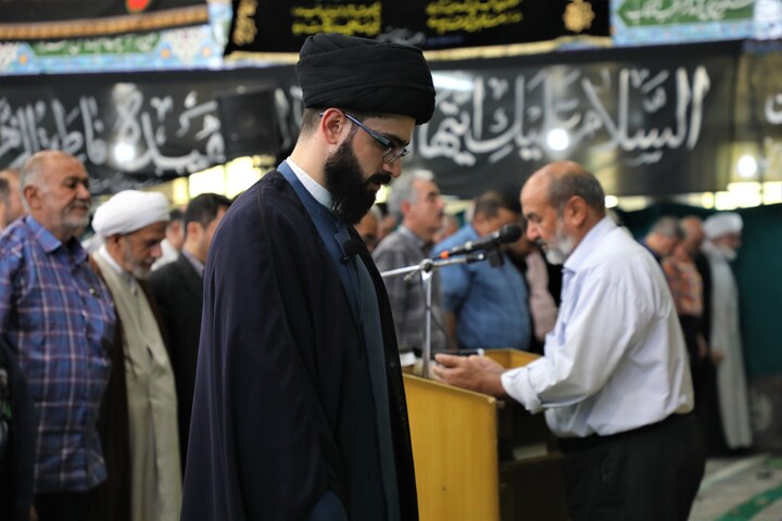 تصاویر/ برگزاری نماز جمعه بخش مرکزی یزد در مسجدجامع احمد آباد مشیر