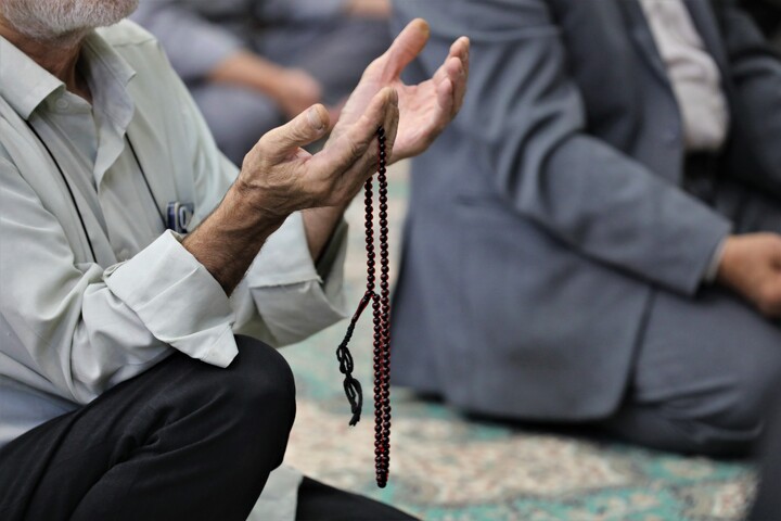 تصاویر/ برگزاری نماز جمعه بخش مرکزی یزد در مسجدجامع احمد آباد مشیر