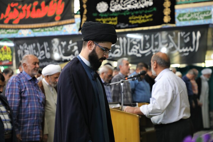 تصاویر/ برگزاری نماز جمعه بخش مرکزی یزد در مسجدجامع احمد آباد مشیر