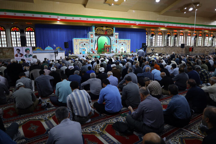تصاویر /  نماز عبادی سیاسی جمعه در شهرستان ساری