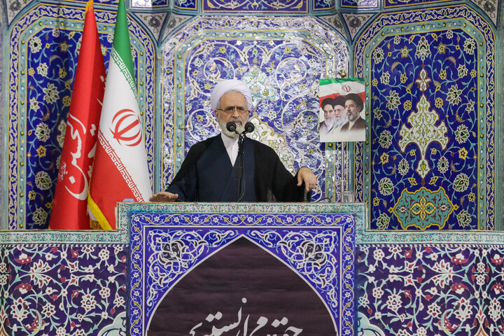 تصاویر/ اقامه نماز عبادی سیاسی جمعه در شهر مقدس قم