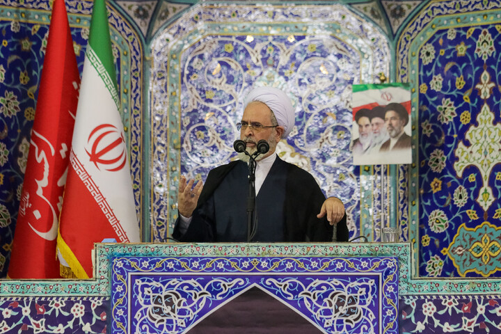تصاویر/ اقامه نماز عبادی سیاسی جمعه در شهر مقدس قم