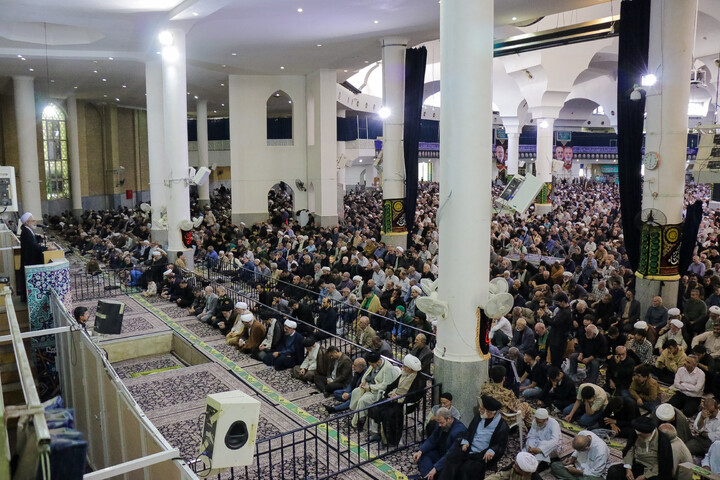 تصاویر/ اقامه نماز عبادی سیاسی جمعه در شهر مقدس قم