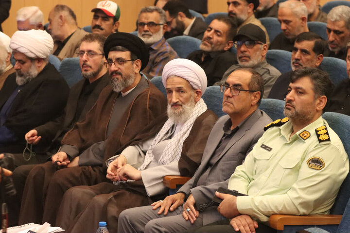 تصاویر/ حضور نماینده ولی‌فقیه مازندران در همایش تجلیل از خادمان و نقش‌آفرینان عرصه حضور در ساری