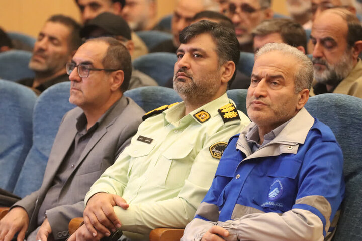 تصاویر/ حضور نماینده ولی‌فقیه مازندران در همایش تجلیل از خادمان و نقش‌آفرینان عرصه حضور در ساری