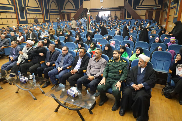 تصاویر/ حضور نماینده ولی‌فقیه مازندران در همایش تجلیل از خادمان و نقش‌آفرینان عرصه حضور در ساری