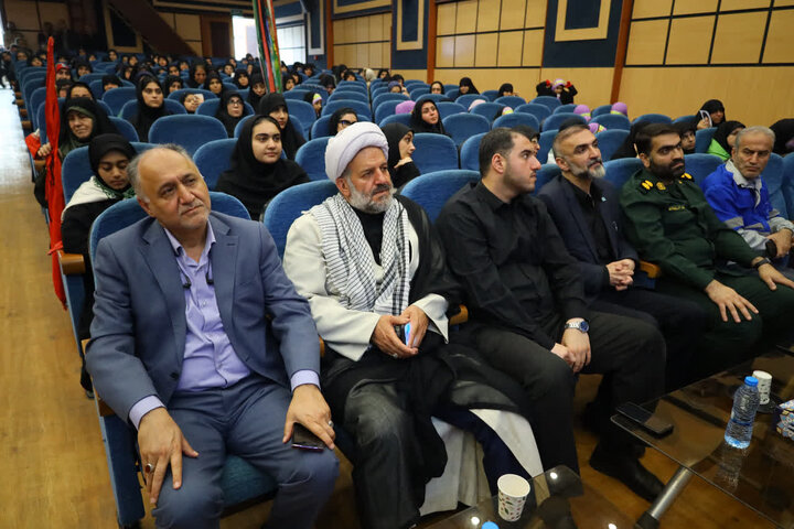 تصاویر/ حضور نماینده ولی‌فقیه مازندران در همایش تجلیل از خادمان و نقش‌آفرینان عرصه حضور در ساری