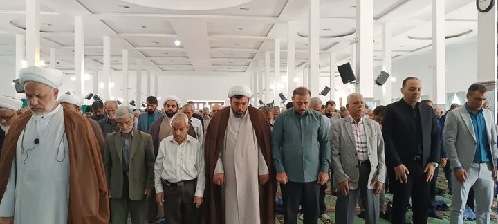 تصاویر/اقامه نماز عبادی سیاسی جمعه در ساوه