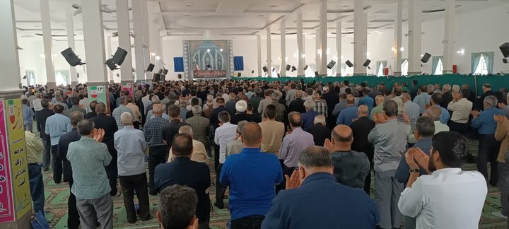 تصاویر/اقامه نماز عبادی سیاسی جمعه در ساوه