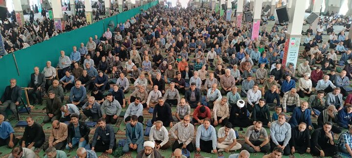 تصاویر/اقامه نماز عبادی سیاسی جمعه در ساوه