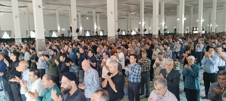 تصاویر/اقامه نماز عبادی سیاسی جمعه در ساوه