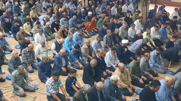 تصاویر/اقامه نماز عبادی سیاسی جمعه در خمین