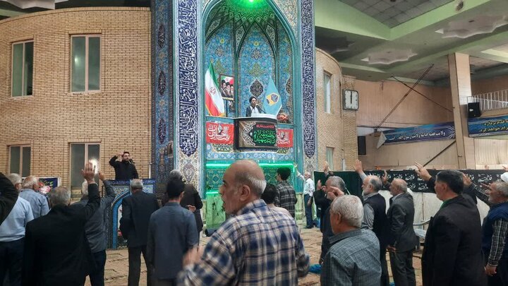 تصاویر/اقامه نماز عبادی سیاسی جمعه در خمین