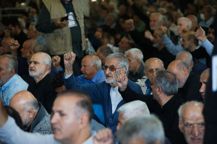 تصاویر/ اقامه نماز جمعه در تهران