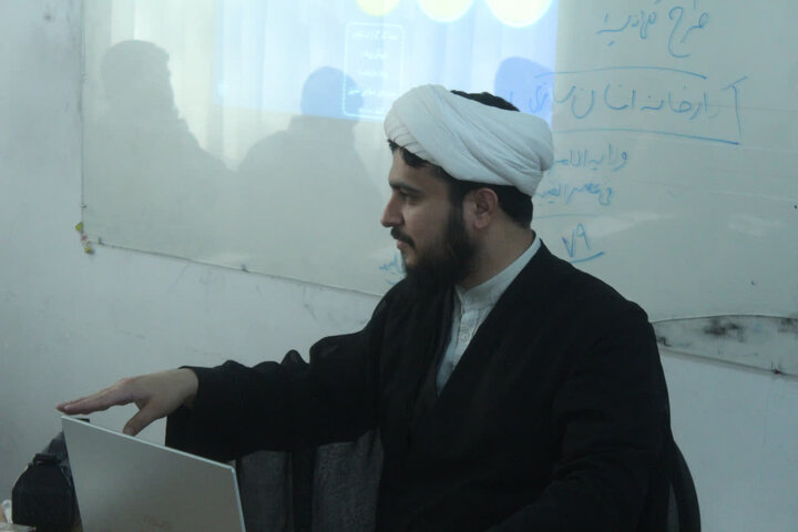 تصاویر/ مرور بیانیه گام دوم انقلاب