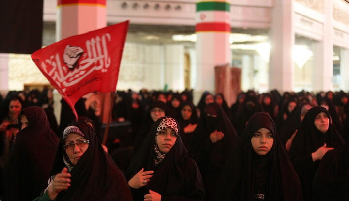 محفل عزاداری شب نخست ایام فاطمیه در حرم مطهر فاطمه ثانی(س)