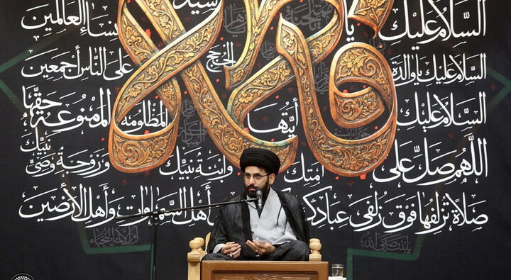 محفل عزاداری شب نخست ایام فاطمیه در حرم مطهر فاطمه ثانی(س)