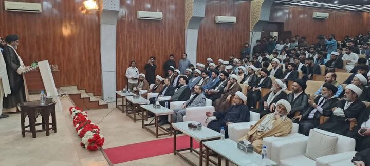 جامعۃ المصطفیٰ العالمیہ کے زیر اہتمام بین المدارس علمی مقابلوں کی اختتامی تقریب