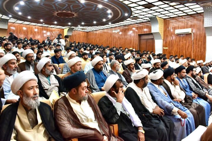 جامعۃ المصطفیٰ العالمیہ کے زیر اہتمام بین المدارس علمی مقابلوں کی اختتامی تقریب