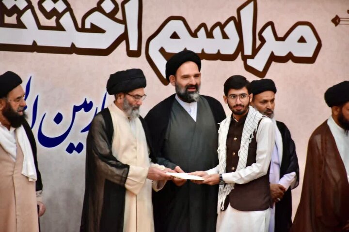 جامعۃ المصطفیٰ العالمیہ کے زیر اہتمام بین المدارس علمی مقابلوں کی اختتامی تقریب
