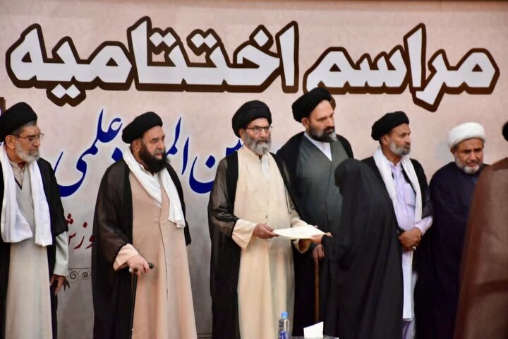 جامعۃ المصطفیٰ العالمیہ کے زیر اہتمام بین المدارس علمی مقابلوں کی اختتامی تقریب