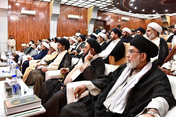 جامعۃ المصطفیٰ العالمیہ کے زیر اہتمام بین المدارس علمی مقابلوں کی اختتامی تقریب