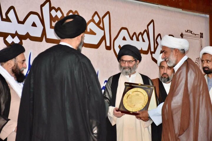 جامعۃ المصطفیٰ العالمیہ کے زیر اہتمام بین المدارس علمی مقابلوں کی اختتامی تقریب